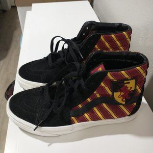 Harry Potter Gryffindor Vans women size 6.5